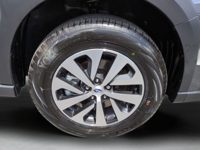 Used 2025 Subaru Outback Premium AWD/4WD image 26