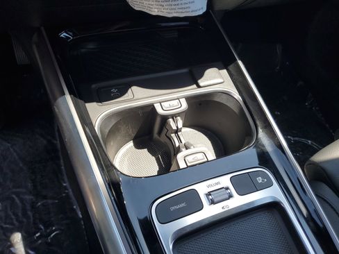 Certified 2025 Mercedes-Benz GLA 250 image 28