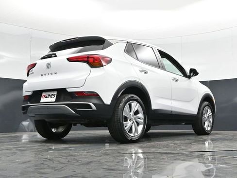 Used 2025 Buick Encore GX Preferred AWD/4WD image 57