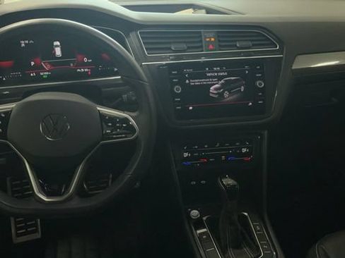 Certified 2024 Volkswagen Tiguan SE R-Line AWD/4WD image 12