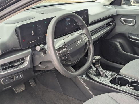 Used 2025 Kia K4 LXS image 14