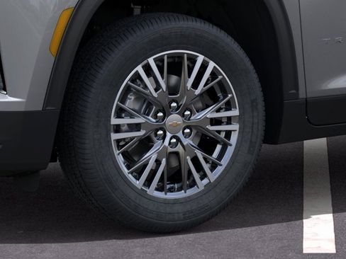New 2026 Chevrolet Traverse LT w/ Driver Confidence Package FWD image 9