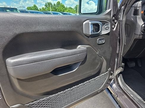 Used 2026 Jeep Gladiator Mojave AWD/4WD image 36