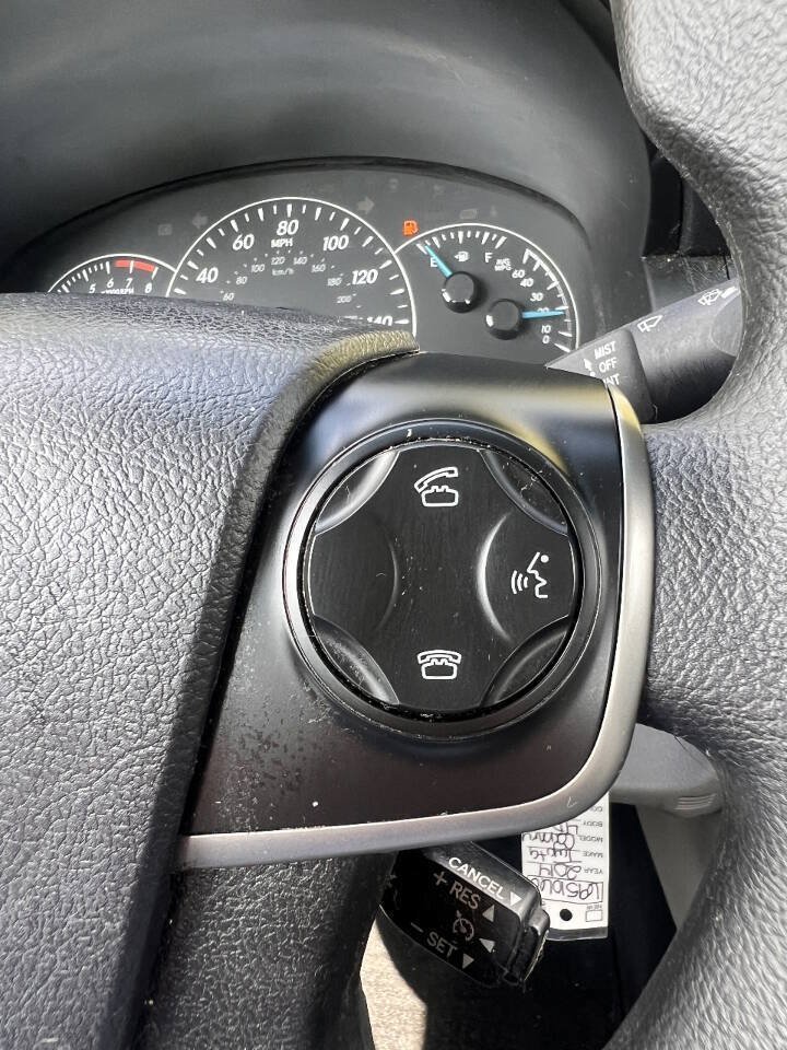 Used 2014 Toyota Camry FWD image 22
