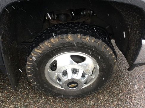 Used 2020 Chevrolet Silverado 3500 LTZ w/ LTZ Plus Package image 29