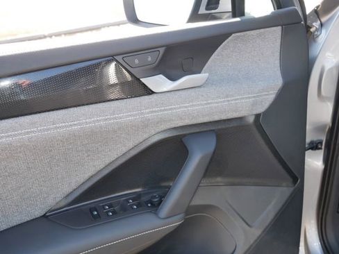 Used 2025 Volkswagen Tiguan S image 16