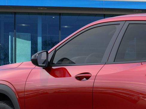 New 2026 Chevrolet Trax RS w/ Sunroof Package FWD image 12