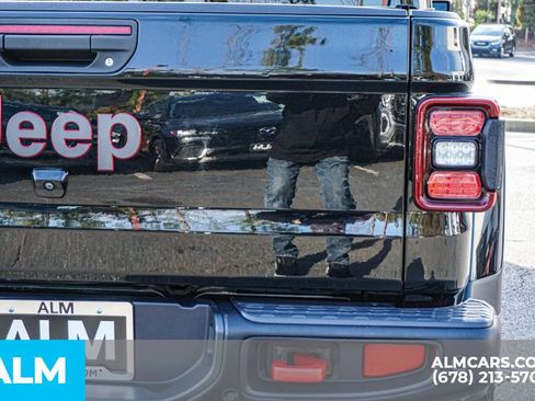 Used 2021 Jeep Gladiator Rubicon w/ Dual Top Group image 12