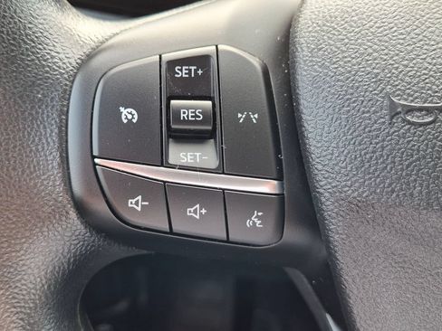 Used 2025 Ford Escape Active AWD/4WD image 18