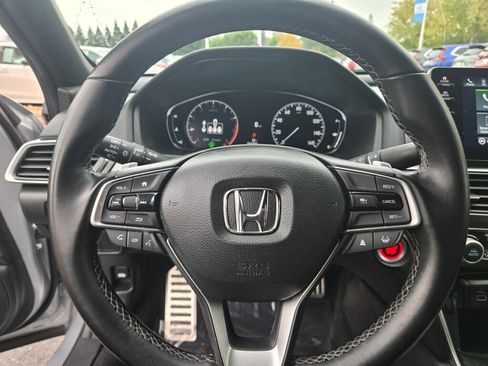 Used 2022 Honda Accord Sport image 25