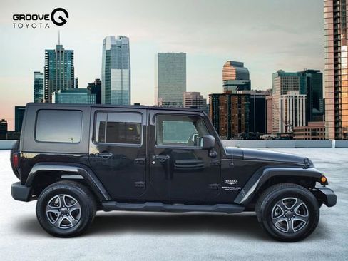 Used 2008 Jeep Wrangler Unlimited Sahara w/ Trailer Tow Group image 7