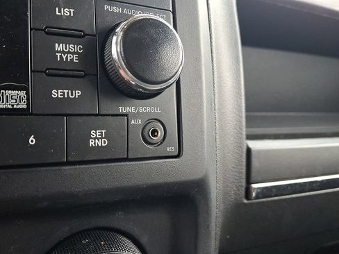 Used 2017 Jeep Patriot Latitude AWD/4WD image 21