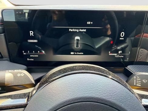 New 2026 Nissan Kicks SR w/ Cold Weather Package FWD image 26