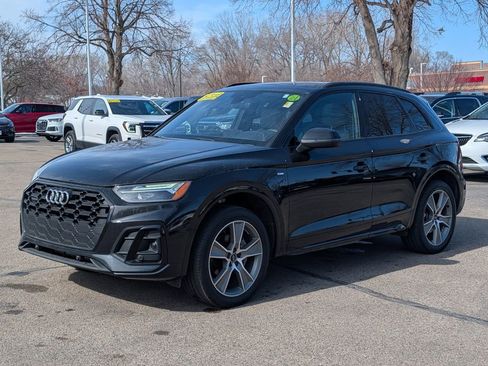 Used 2025 Audi Q5 2.0T Premium image 3