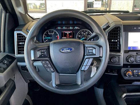 Used 2021 Ford F250 XLT w/ FX4 Off-Road Package image 5