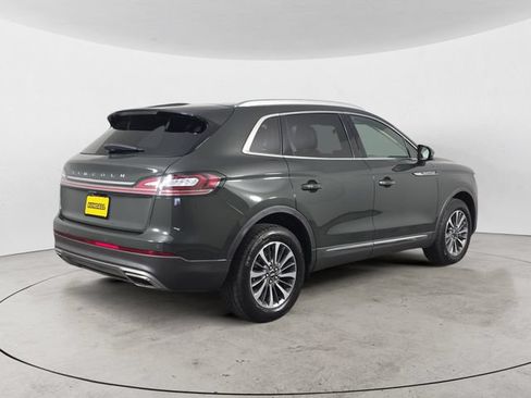 Used 2022 Lincoln Nautilus Reserve AWD/4WD image 5