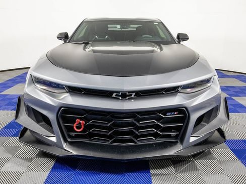 Used 2022 Chevrolet Camaro ZL1 image 2