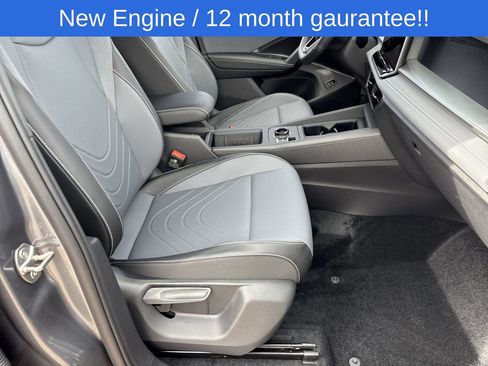 New 2026 Volkswagen Tiguan SE R-Line FWD image 8