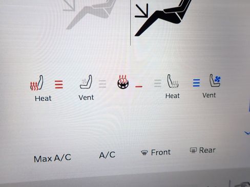 Used 2023 RAM 1500 Laramie image 4