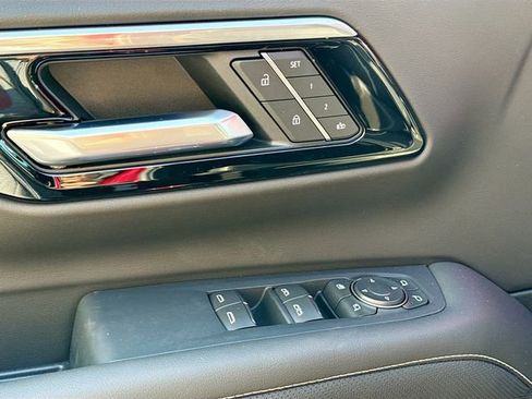 New 2025 Chevrolet Tahoe Premier image 19