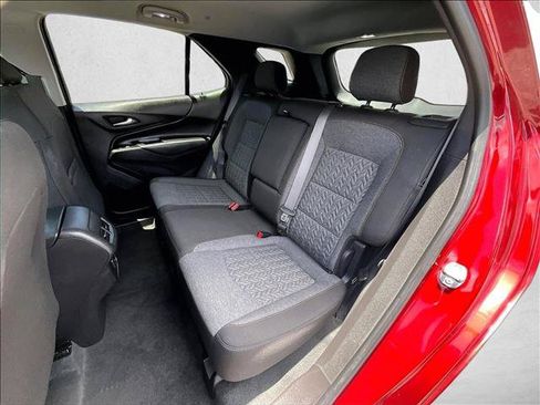 Used 2024 Chevrolet Equinox LT FWD image 27