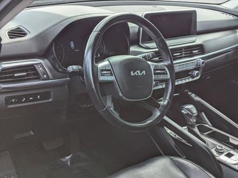 Used 2022 Kia Telluride S image 10
