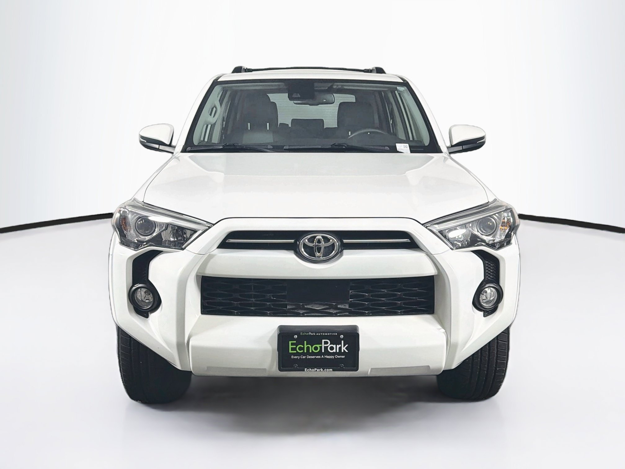 Used 2020 Toyota 4Runner SR5 Premium w/ Moonroof Package AWD/4WD image 2