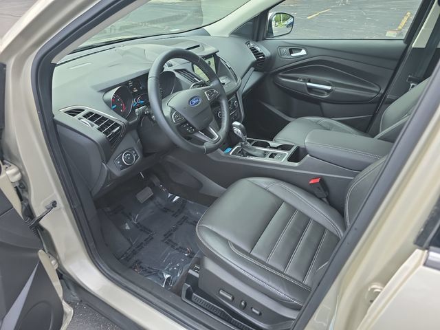 Used 2018 Ford Escape SEL w/ Ford Safe & Smart Package AWD/4WD image 10