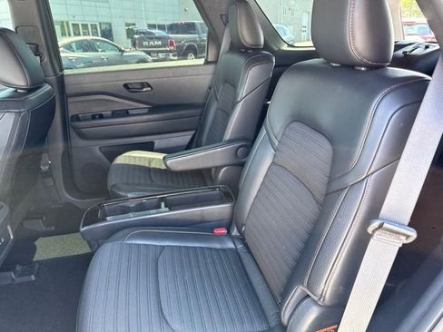Certified 2024 Nissan Pathfinder Rock Creek AWD/4WD image 21