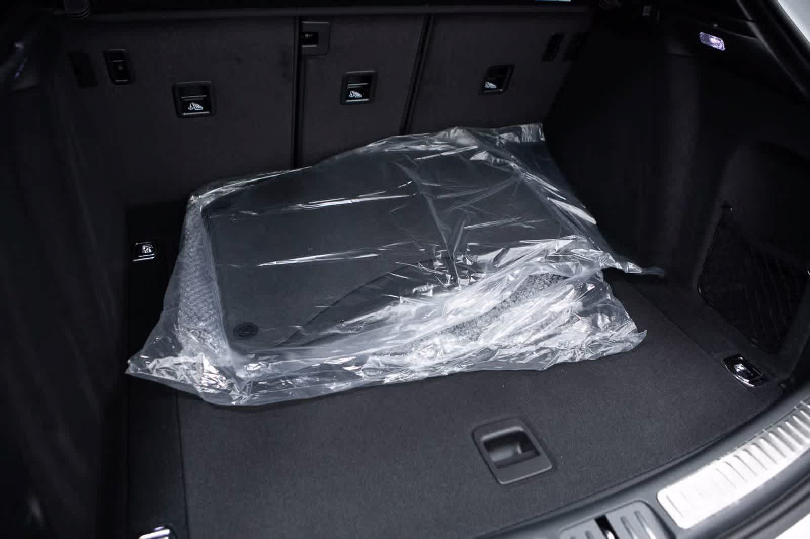 Certified 2026 Porsche Macan AWD/4WD image 39
