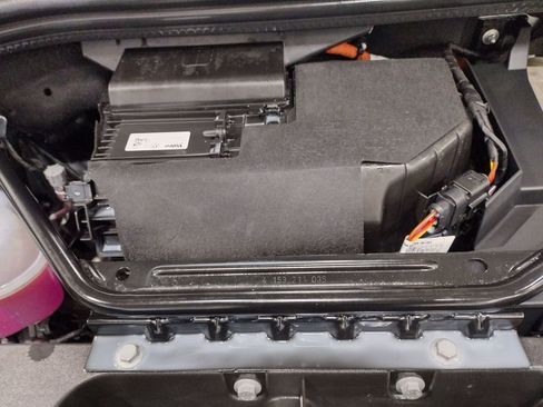 Used 2021 Volkswagen ID.4 Pro S w/ Gradient Package image 7