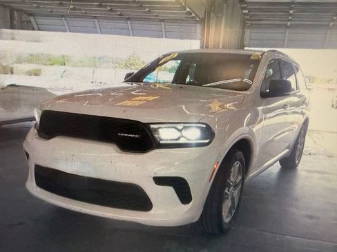 Used 2024 Dodge Durango GT AWD/4WD image 1