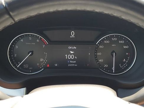 Used 2023 Cadillac XT4 Premium Luxury w/ Cold Weather Package FWD image 9