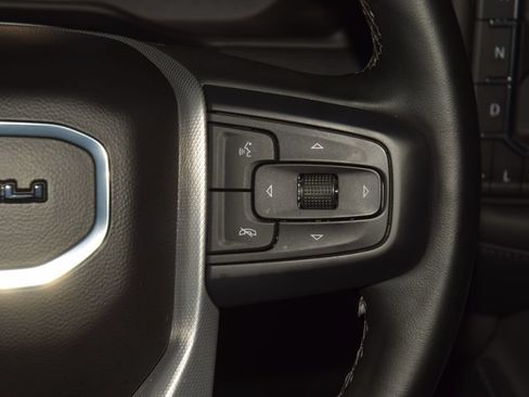Used 2024 GMC Yukon XL Denali AWD/4WD image 40