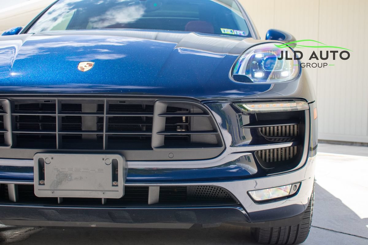 Used 2018 Porsche Macan GTS w/ Premium Package Plus AWD/4WD image 33