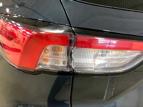 Used 2022 Ford Escape SEL w/ SEL Stealth AWD Package image 29