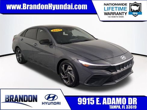 Used 2025 Hyundai Elantra Sport FWD image 1