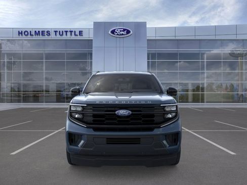 New 2026 Ford Expedition Active image 6