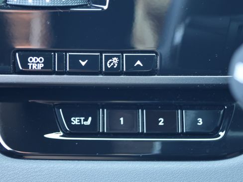 Used 2023 Lexus RX 500h F Sport w/ Cold Area Package AWD/4WD image 15