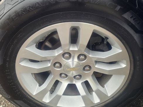 Used 2016 Chevrolet Tahoe LT AWD/4WD image 41
