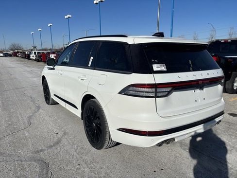 New 2026 Lincoln Aviator Reserve w/ Jet Appearance Package image 7