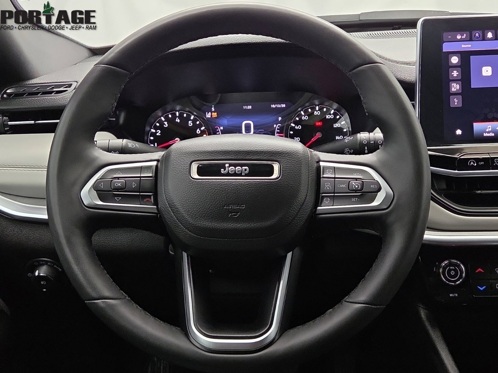 Used 2025 Jeep Compass Limited AWD/4WD image 20