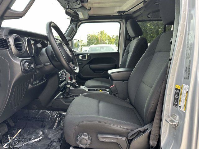 Used 2023 Jeep Wrangler Unlimited Sport AWD/4WD image 16