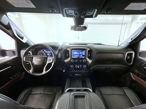 Certified 2020 Chevrolet Silverado 2500 High Country w/ Z71 Off-Road Package image 13