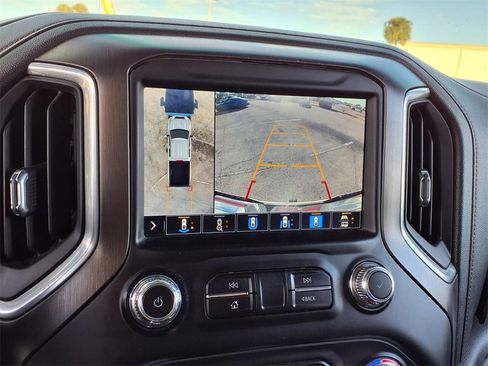 Used 2021 GMC Sierra 2500 AT4 w/ AT4 Preferred Package image 33