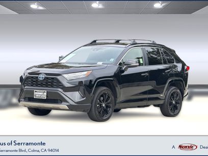 Used 2022 Toyota RAV4 SE
