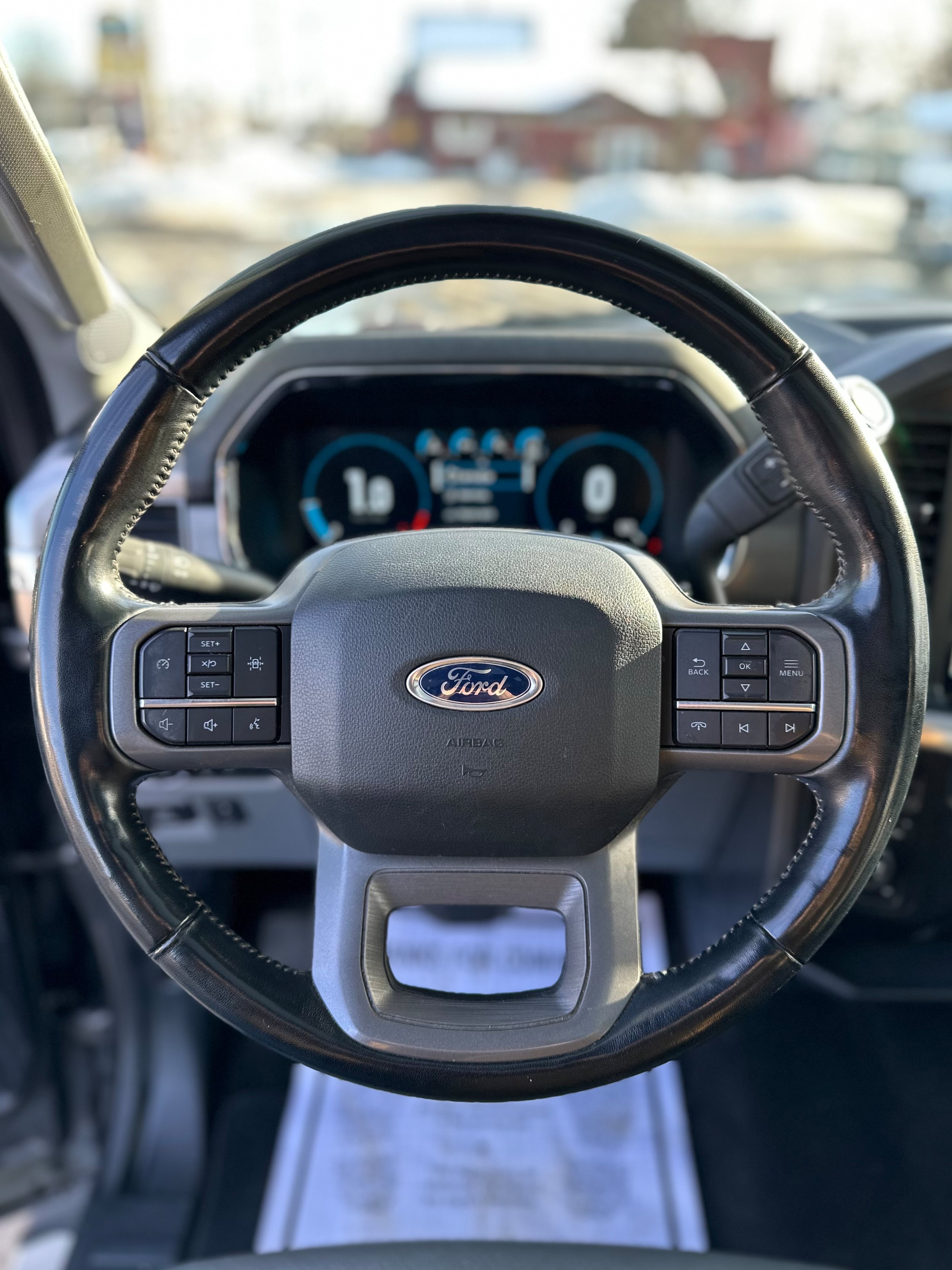 Used 2022 Ford F150 Lariat AWD/4WD image 12
