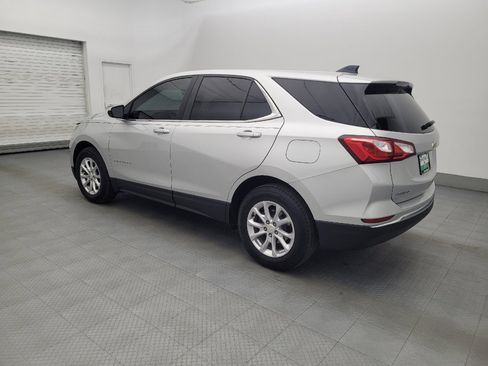 Used 2021 Chevrolet Equinox LT image 3