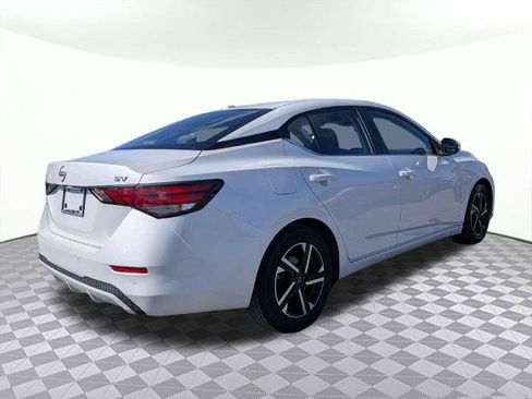 Used 2024 Nissan Sentra SV FWD image 3