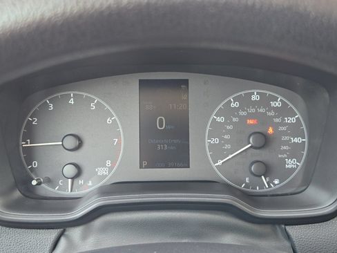 Used 2025 Toyota Corolla LE FWD image 21